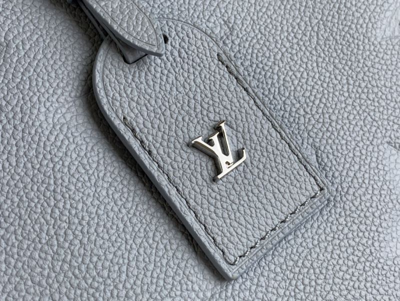 Louis Vuitton Hobo Bags